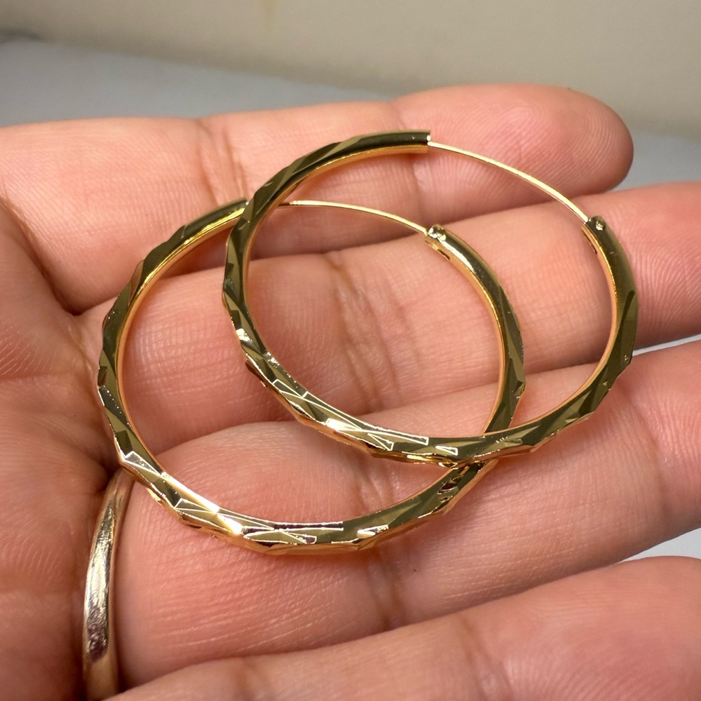 Gold Tone Hoop Earrings - Picture 4 of 5